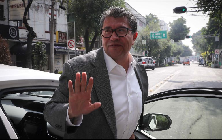 Ricardo Monreal a su llegada al encuentro privado con Andrés Manuel este miércoles. SUN / J. Reyes