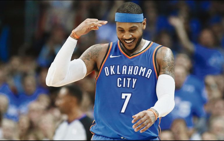 En suspenso. Carmelo Anthony analiza varias ofertas para la próxima temporada. EFE