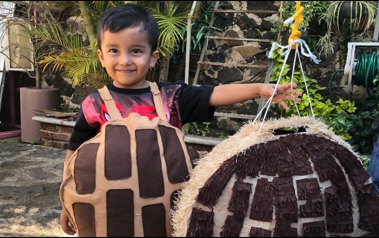 Durante una entrevista, el pequeño Ricardo Ibarra Barrera asegura que de grande quiere ser 
