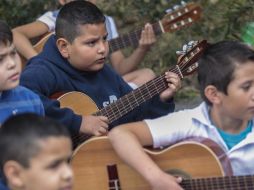 Los cursos y talleres van desde la robótica a la pintura, la danza y la música en la Escuela de Artes con sede en el Instituto Cultural Cabañas. EL INFORMADOR / ARCHIVO