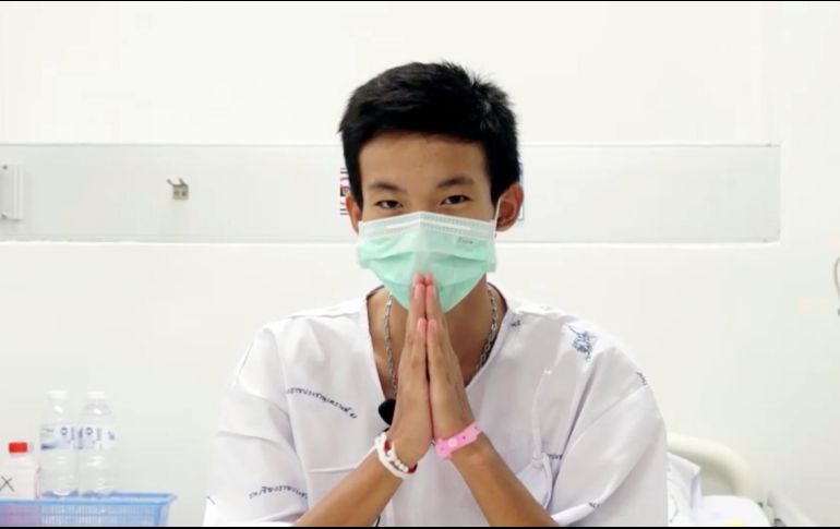 Los niños y su entrenador sólo tienen infecciones menores y su estado mental es sano. AP/C. Rai