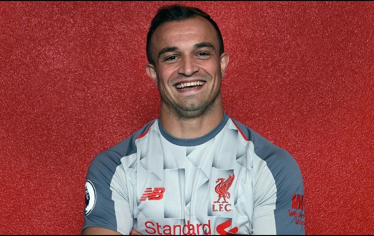 El helvético, de 26 años, se convierte en el tercer fichaje de los de Jürgen Klopp tras los de Fabinho y Nabil Keita. TWITTER / @LFC