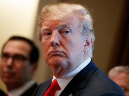 Esta es la primera reacción del mandatario a las imputaciones presentadas el viernes por el fiscal especial de la trama rusa, Robert Mueller. AP / ARCHIVO