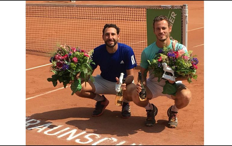 González (I) y su compañero se mostraron sólidos y terminaron el torneo sin ceder un solo set, con lo que ratificaron su condición de primeros de la siembra. TWITTER / @gonzalezsanty