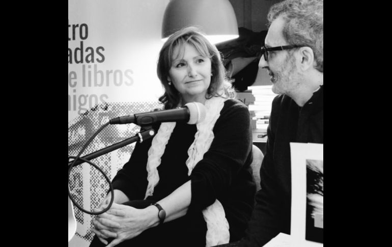 Palmarés. Estudió historia del arte y escritura creativa. Ha publicado relato y novela, además de impartir clases de escritura..