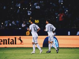A pesar de completar todos los minutos de juego, ninguno de los dos hermanos logró colar balones en el arco. TWITTER / @OficialGio