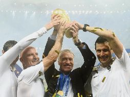 Trabajo en equipo. Didier Deschamps y su cuerpo técnico plantearon estrategias que desembocaron en el título de Francia. AFP/J. Samad