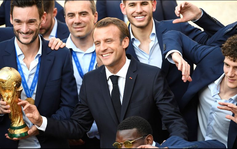 El portavoz del Partido Comunista de Francia, Sébastien Jumel afirma que Emmanuel Macron se toma por 