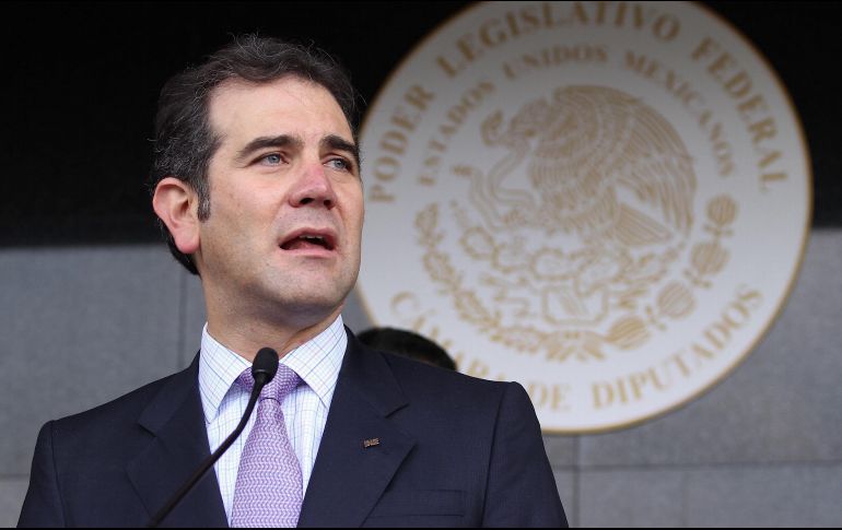 El presidente del INE recuerda que el año pasado los consejeros electorales decidieron disminuirse 10% su salario, que asciende a 174 mil pesos, pero fue invalidado por el Tribunal Electoral del Poder Judicial de la Federación. NTX / I. Hernández