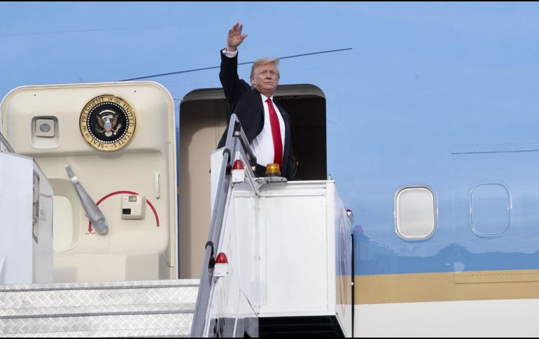 El mandatario no quiere que se siga utilizando el mismo color azul pastel que han tenido las aeronaves presidenciales hasta el momento. AP / ARCHIVO