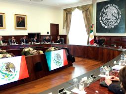 El 3 de julio, Peña Nieto y López Obrador concretaron una reunión en la que acordaron llevar a cabo una transición 