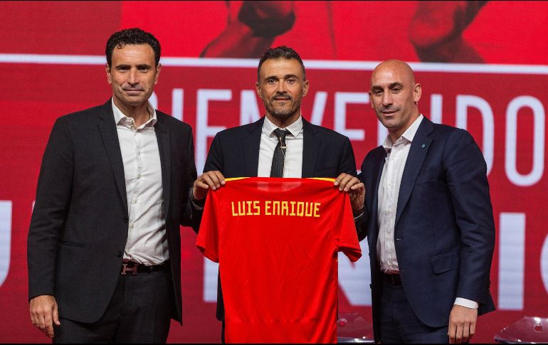 ''Hay que defender mucho mejor, hay que encajar muchos menos goles, hay que tener mucha más profundidad, hay que intentar generar más opciones de gol'', señaló en rueda de prensa. EFE / R. Jiménez