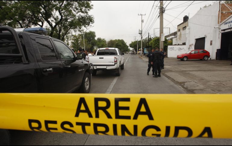 Al sitio arribaron elementos de la Policía Municipal y paramédicos de la Cruz Roja Mexicana. EL INFORMADOR / ARCHIVO