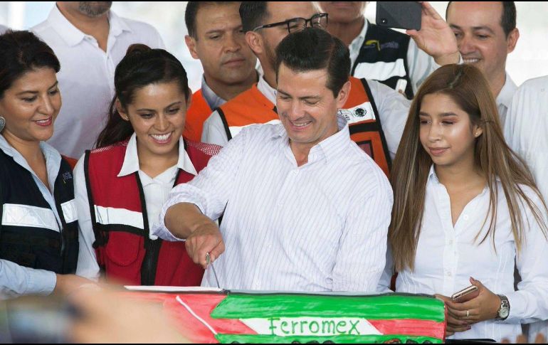 Dejó claro que de aquí al 30 de noviembre, cuando termina su mandato, la Administración Pública Federal estará trabajando por los mexicanos. TWITTER/ @PresidenciaMX