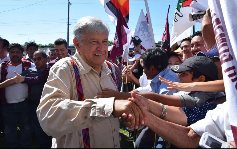 El virtual Presidente de México ofrecerá una conferencia a medios alrededor de las 19:00 horas en su casa de transición en la colonia Roma. EFE / ARCHIVO