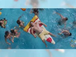  El largometraje narra la historia de dos hombres de familia atormentados que unen fuerzas para rescatar a sus familias del paraíso. YOUTUBE/ Cinépolis