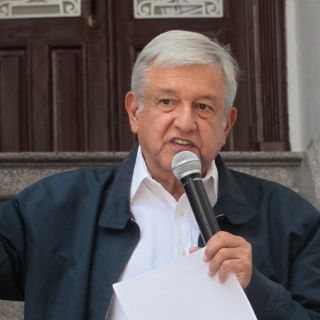 Morena impugna multa del INE por fideicomiso