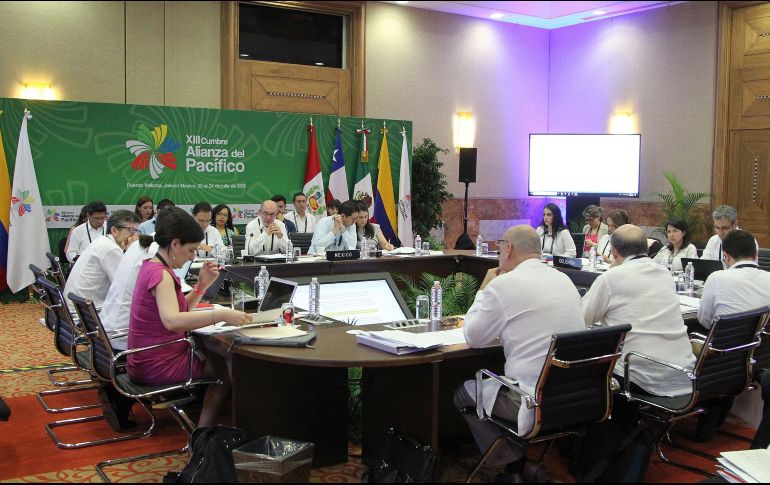 Los ministros buscan “abrir nuevas cadenas de comercio entre regiones”. EFE/SRE