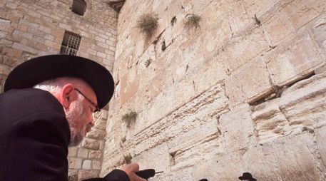 La Autoridad de las Antigüedades se encargará de comprobar que no haya peligro antes de que se autorice la reapertura del Muro de los Lamentos. AFP / ARCHIVO