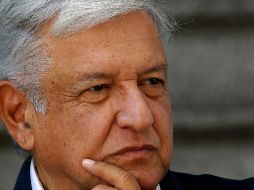 El virtual presidente electo, Andrés Manuel López Obrador sostiene el encuentro en su casa de transición. AP / M. Ugarte