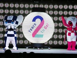 Miraitowa y Someity, las mascotas de Tokio 2020, inician la cuenta atrás de los Juegos Olímpicos que comenzarán exactamente dentro de dos años. AP / K. Sasahara