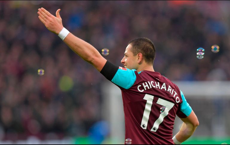 El jalisciense logró encontrar la red en ocho ocasiones entre los 28 partidos que disputó durante la temporada 2017-2018.  AFP / ARCHIVO