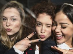 Elenco. Entre el reparto se encuentra la mexicana Danna Paola. ESPECIAL/NETFLIX