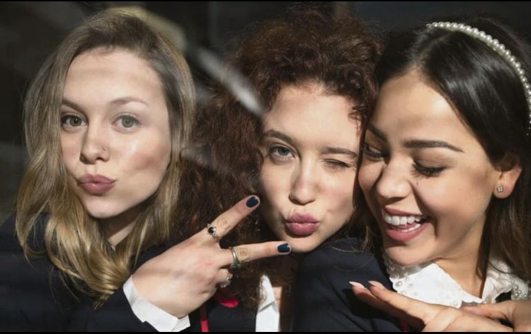 Elenco. Entre el reparto se encuentra la mexicana Danna Paola. ESPECIAL/NETFLIX