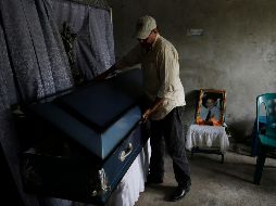 Vista del funeral de uno de los jóvenes que fallecieron este martes 24 de junio en el municipio de Jinotega. EFE/R. Sura