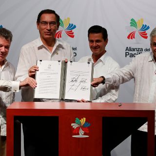 Líderes de AL, a favor de modelo de libre comercio