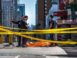 Dos personas murieron y otras trece resultaron heridas en el tiroteo. AP