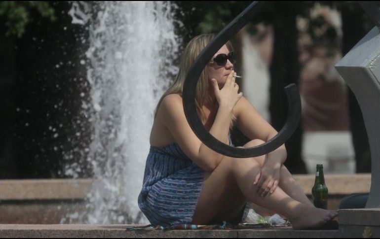 Comentan que un bebé cuya madre consumió tabaco o inhalantes durante el embarazo está más expuesto a desarrollar asma antes de los cinco años. AP / ARCHIVO