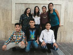 Edith, Viridiana y Mariana, creadoras del movimiento que tuvo eco en un evento escénico con sede en Alemania el año pasado, a donde llevaron a cuatro niños para presentar el montaje “Una historia de gemelos”. EL INFORMADOR/G. Gallo