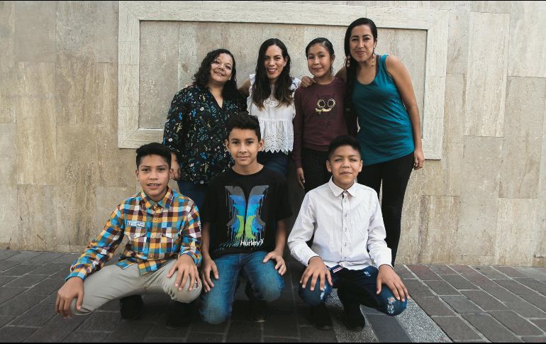 Edith, Viridiana y Mariana, creadoras del movimiento que tuvo eco en un evento escénico con sede en Alemania el año pasado, a donde llevaron a cuatro niños para presentar el montaje “Una historia de gemelos”. EL INFORMADOR/G. Gallo