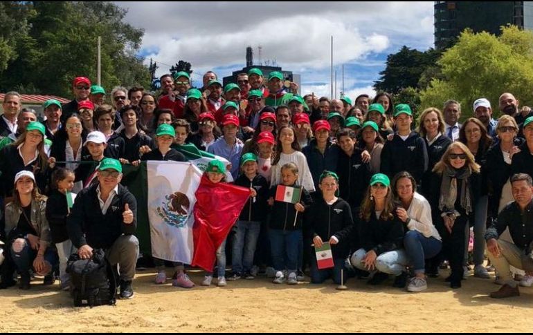 Los mexicanos Luis Plascencia, Fransico Pasquel, Salvador Oñate y Alberto Sánchez-Cozar son los encargados de ganar el primer lugar. TWITTER / @ACC_Castillo