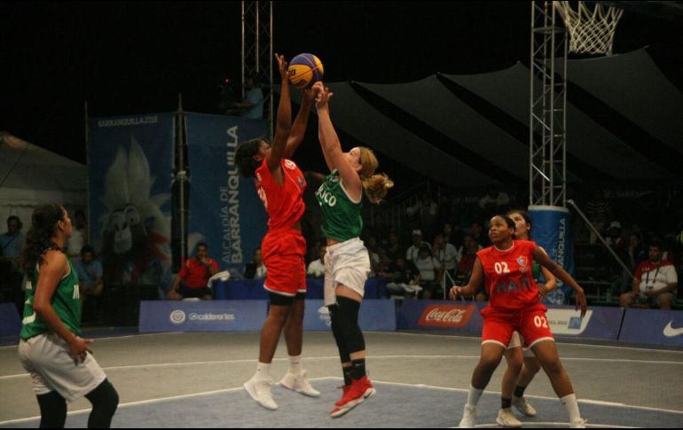 El conjunto se impuso 22-3 a Haití y avanzó como segundo lugar de grupo. TWITTER / @COM_Mexico