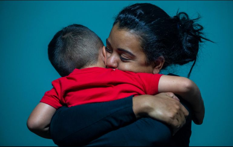 En total, el gobierno estadounidense tenía a dos mil 551 menores migrantes separados de sus padres. AP / S. Spillman