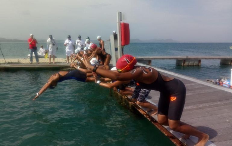 La potosina María José termina con un tiempo de 2:08:41 y Martha Rocío con 2:09:00.1, mientras que la tercer compatriota, Aguar Ortega, queda en cuarto lugar, rebasada por la venezolanada Guadal Aponte. TWITTER / @CONADE