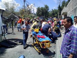 La Cruz Roja dio a conocer que una ambulancia atiende a las personas que resultaron lesionadas en el percance. TWITTER / @vialhermes