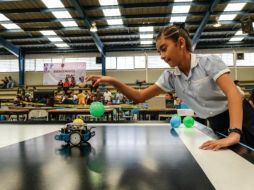 Para participar, los estudiantes tuvieron que pasar por tres etapas en las que participaron alrededor de 440 mil niños. ESPECIAL / SEJ