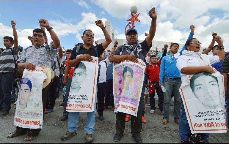 Luis Raúl González recordó que el equipo que da seguimiento al Caso Iguala se reunió la semana pasada con los padres de los 43 normalistas. SUN / ARCHIVO