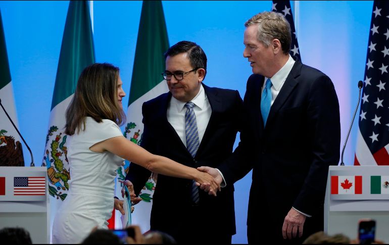 El encuentro será entre Ildefonso Guajardo, y el representante comercial de Estados Unidos, Robert Lighthizer (der). EFE / ARCHIVO