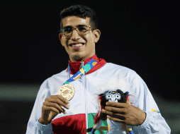 El mexicano de 20 años conquistó la presea dorada con un tiempo de 1:45.2 en el cronómetro. TWITTER / @CONADE