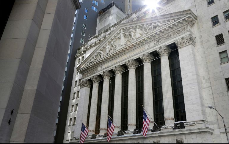 El NYSE Composite avanza 51.99 puntos, ubicándose en 12 mil 955.42 unidades. AP / S. Wenig