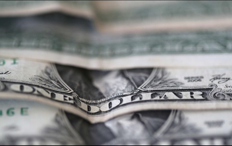 De acuerdo con el Banco de México el tipo de cambio es de 18.6457 pesos. EFE / ARCHIVO