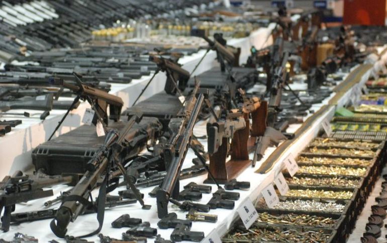 Las armas fueron encontradas en el interior de una maleta. NTX / ARCHIVO