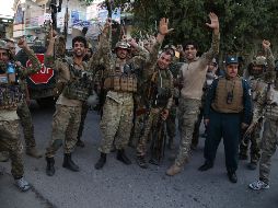 El grupo insurgente se encontraba debilitado después de días de combates con los talibanes, lo que favoreció su rendición. EFE/G. Habibi