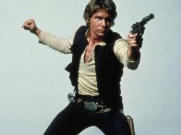 Además de esta prenda, los fanáticos podrán pujar por otros objetos de la popular saga, así como de otras cintas icónicas. ESPECIAL