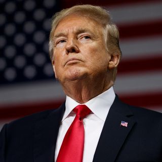 Trump pide a Sessions poner fin a investigación sobre injerencia rusa