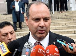 Gustavo de Hoyos, expuso que la nueva iniciativa para reformar el artículo 102 incluye que el próximo presidente presente una terna de candidatos al Congreso. SUN / ARCHIVO